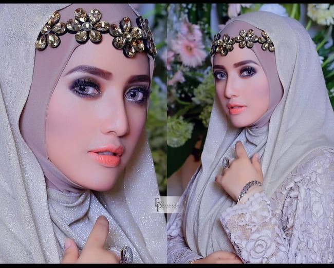 Yulia Mochammad juga sering mencoba berbagai gaya hijab, seperti hijab hoodie hingga khimar. Foto: Instagram