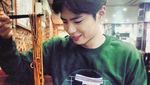 Ganteng dan Imut, Begini Loh 10 Gaya Park Bo Gum Saat Menyantap Makanan Enak
