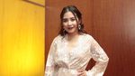Cantiknya Prilly Latuconsina dan Citra Kirana di Nikahan Raditya Dika