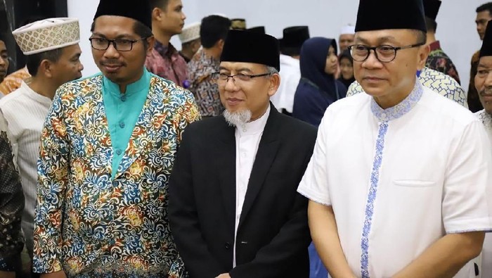 Zulkifli Hasan Ingin Masjid Jadi Pembentuk Generasi Muda Islam