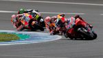 Detik-detik Kecelakaan Segitiga Dovizioso-Lorenzo-Pedrosa