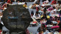 Grand final lomba lukis itu diikuti ratusan siswa SD.