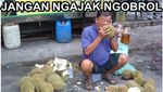 Lihat 10 Meme Durian Ini Bikin Pengen Makan Durian Sambil Senyum Sendiri