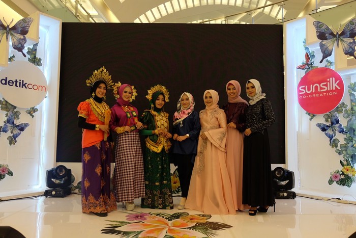 Peserta audisi Sunsilk Hijab Hunt 2018 Makassar. Foto: Kiki Oktaviani/Wolipop Peserta audisi Sunsilk Hijab Hunt 2018 Makassar. Foto: Kiki Oktaviani/Wolipop