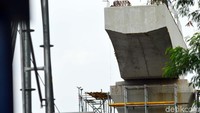 Setelah beton pierhead kering, maka posisi pierhead perlu diputar ke posisi yang dibutuhkan. Pada saat ini lah sosrobahu berfungsi.