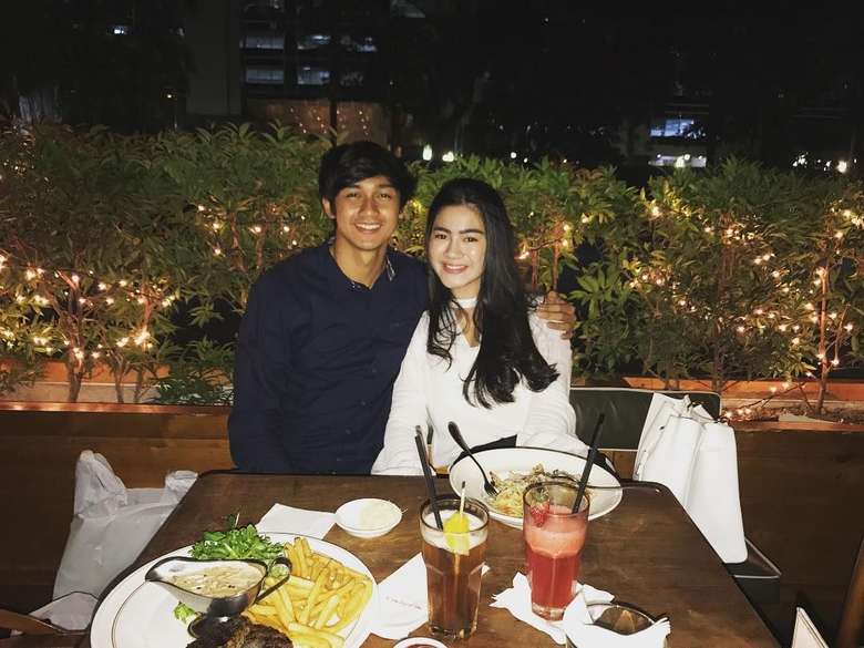 570+ Gambar Romantis Makan Berdua Terbaru