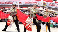 Tarian kuda lumping juga memeriahkan acara tersebut.