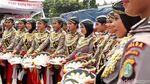 Aksi Polisi-Marinir Bermain Reog dan Barongsai di Trisuci Waisak