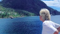 Ia pun sering bolak-balik Karibia untuk sekedar menengok atau berlibur (richardbranson/Instagram)