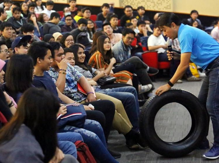 Kampanye Aman Berkendara di Lingkungan Kampus