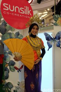 Cantiknya 3 Hijabers Makassar dengan Baju Adat di Sunsilk Hijab Hunt Cantiknya 3 Hijabers Makassar dengan Baju Adat di Sunsilk Hijab Hunt 2018