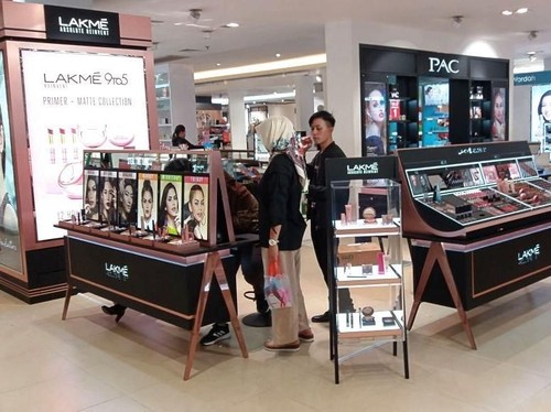 Diskon Lakme dan Max Factor di Transmart Carrefour Lebak Bulus