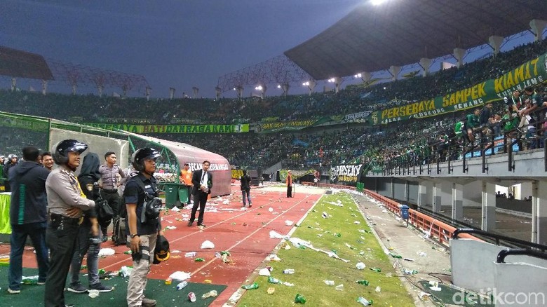 Cegah Ricuh Suporter, Polisi Minta Jalan Masuk Stadion Dilebarkan Cegah Ricuh Suporter, Polisi Minta Jalan Masuk Stadion Dilebarkan