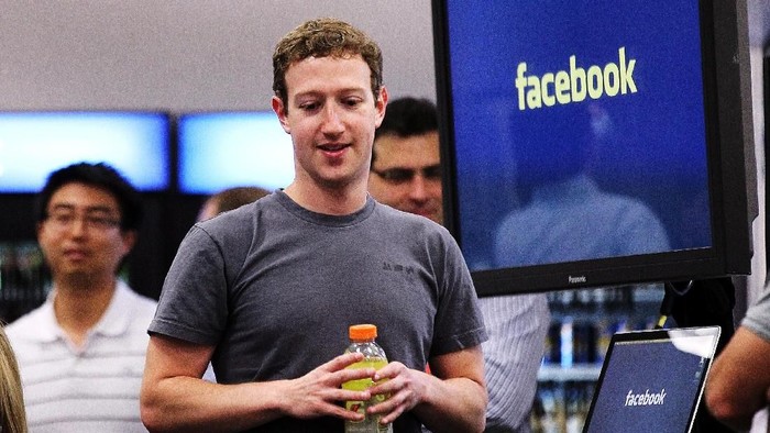PALO ALTO, CA - JULY 06:  Facebook CEO Mark Zuckerberg prepares to speak at a news conference at Facebook headquarters July 6, 2011 in Palo Alto, California.  Zuckerberg announced new features that are coming to Facebook including video chat and a group chat feature.  (Photo by Justin Sullivan/Getty Images)