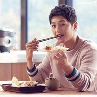 Punya Badan Atletis, Ini Menu Diet Song Joong Ki hingga Makanan Kesukaannya