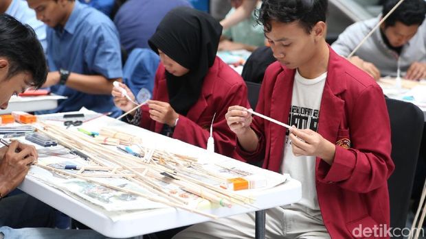 Serunya Lomba Membangun Jembatan di Petro Civil Expo UK Petra