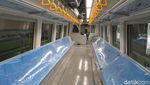 Mengkilap, Jeroan LRT Palembang Buatan Madiun