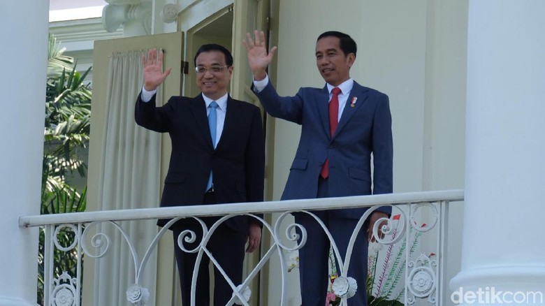 Jokowi Sambut PM China di Istana Bogor Jokowi Sambut PM China di Istana Bogor