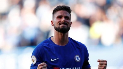 Giroud Tumbangkan Si Merah
