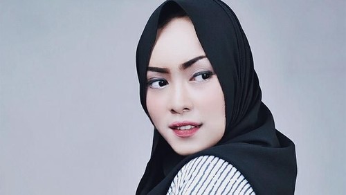 Mahasiswi Bandung peserta Sunsilk Hijab Hunt 2018. Foto: Dok. Sunsilk Hijab Hunt 2018 Mahasiswi Bandung peserta Sunsilk Hijab Hunt 2018. Foto: Dok. Sunsilk Hijab Hunt 2018