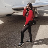 Nicolette Gray yang tampil di acara televisi Dr. Phil protes pada ibunya. Seperti dilansir dari Oddity Central, ia merasa hidup sebagai seorang petani setelah uang saku bulanannya dipotong dari US$ 5.000 atau sekitar Rp 67 jutaan menjadi US$ 1.000 atau sekitar Rp 13 jutaan. Foto: Instagram