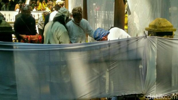 Kampanye Jelang Ramadan, Dedi Mulyadi Upacara Ngikis di Ciamis