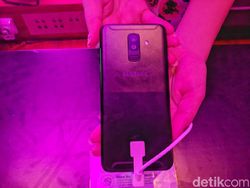 Melihat Aksi Perdana Galaxy A6 dan A6+