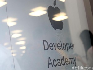 Bosnya Ketemu Luhut, Apple Academy Bakal Dibangun Lagi RI