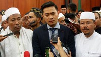 Kuasa Hukum HTI Gugum Ridho Putra mengatakan pihaknya tetap menghormati keputusan PTUN. Namun dia juga menegaskan HTI tetap akan mengajukan proses hukum hingga tahap Peninjauan Kembali (PK).