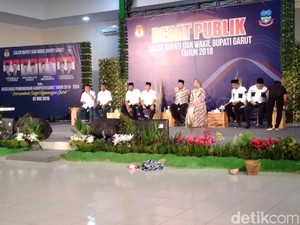 Debat Pilbup Garut Berlangsung Meriah