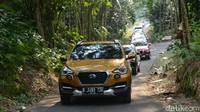 Cross meramaikan pasar mobil bermesin 1.200cc. Tak cuma itu, Datsun untuk pertama kalinya menghadirkan model matik lewat Cross. Foto: Datsun
