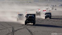 Traveler yang ingin menikmati kawasan Bromo dengan menyewa mobil offroad beserta sopirnya, tak perlu khawatir dengan COVID-19. Karena mobil dan sopirnya, semua taat menegakkan protokol kesehatan sesuai anjuran pemerintah. 