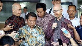 Mengenai hasil audit tentang kasus ini, Simon mengatakan bahwa Facebook masih belum bisa merilisnya. Sebab, saat ini otoritas Inggris masih melakukan investigasinya, di mana kasus tersebut terjadi di wilayahnya.