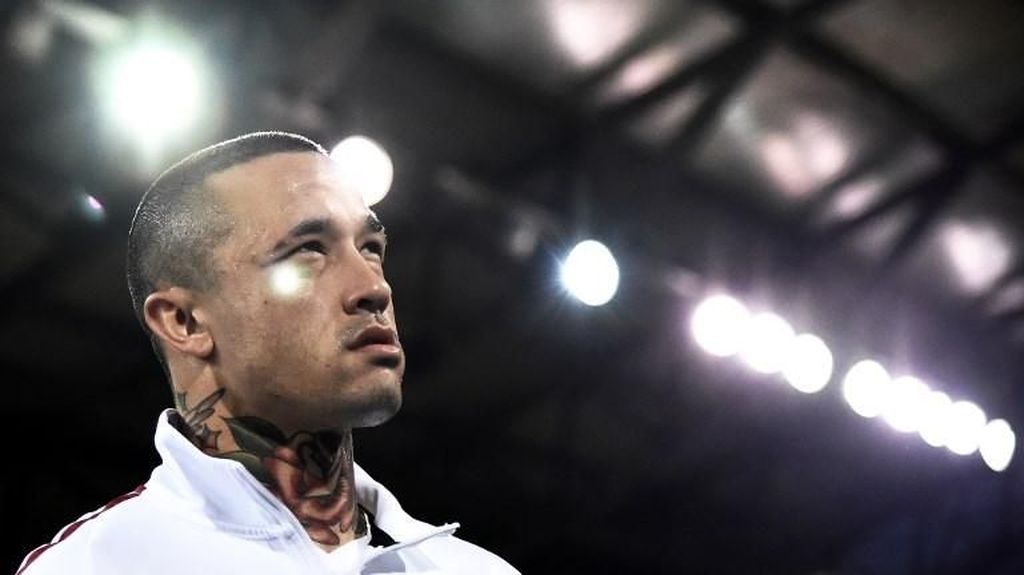 Radja Nainggolan Dicoret dari Timnas Belgia Radja Nainggolan Dicoret dari Timnas Belgia