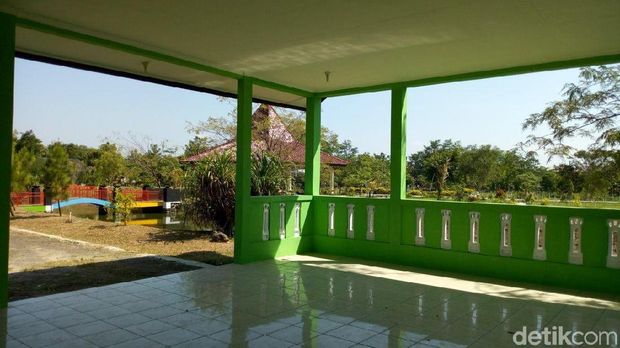 Taman Keanekaragaman Hayati yang sepi pengunjung