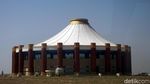 Foto: Pertunjukan Tari Kolosal Suku Mongol yang Spektakuler