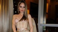 Bagaimana menurut Anda penampilan Cinta Laura? (Dok. Instagram/alvasus)