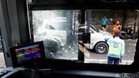 Namun belum diketahui ada tidaknya korban termasuk dugaan penyebab kecelakaan tunggal tersebut.
