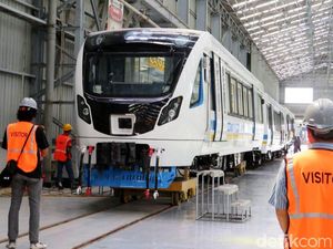 Ada Krisis Chip Semikonduktor, Industri Kereta Terdampak?