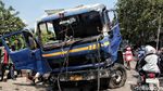 Truk Nyemplung Selokan di Cilincing