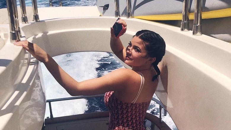 Foto: Kylie Jenner berlibur di Kepulauan Turks dan Caicos (kyliejenner/detikTravel) Foto: Kylie Jenner berlibur di Kepulauan Turks dan Caicos (kyliejenner/detikTravel)