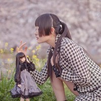 Potret Iretaro dan bonekanya yang penuh artistik itu pun membuat banyak orang takjub. Foto: Instagram @iretaro