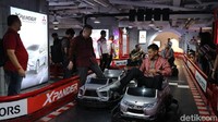 Xpander berukuran mini layaknya bom-bom car ini terdapat di Mitsubishi Race Track KidZania. Mobil bisa dinaiki anak-anak memutari arena Race Track. Foto: Dina Rayanti