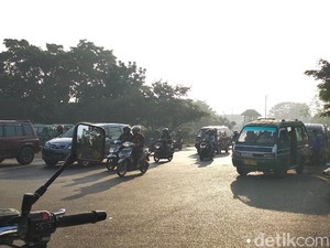 Isu Mogok Massal, Angkot di Bandung Masih Beroperasi Pagi Ini