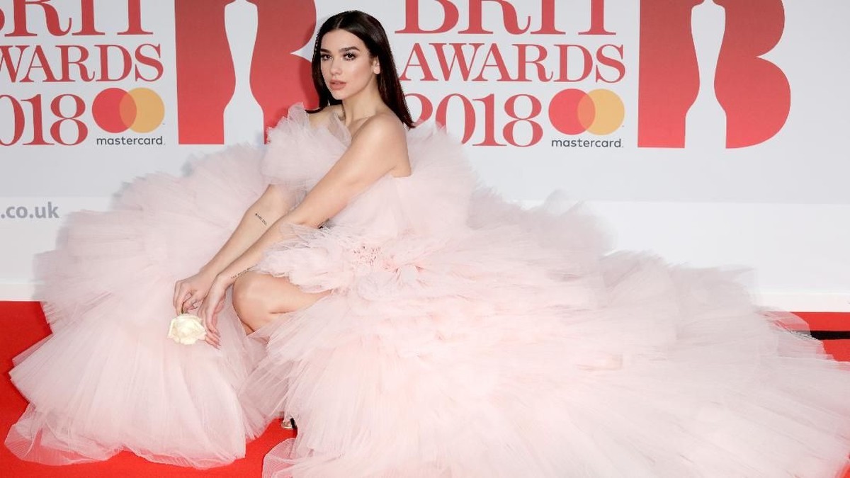 Penyanyi Dua Lipa akan tampil di upacara pembukaan final Liga Champions. (Foto: John Phillips/Getty Images)