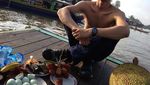 Fauzi Baadilla Doyan Banget Makan Durian, Ini Buktinya!