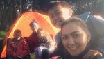 Foto: Camping Seru Keluarga ala Darius Sinathrya & Donna Agnesia