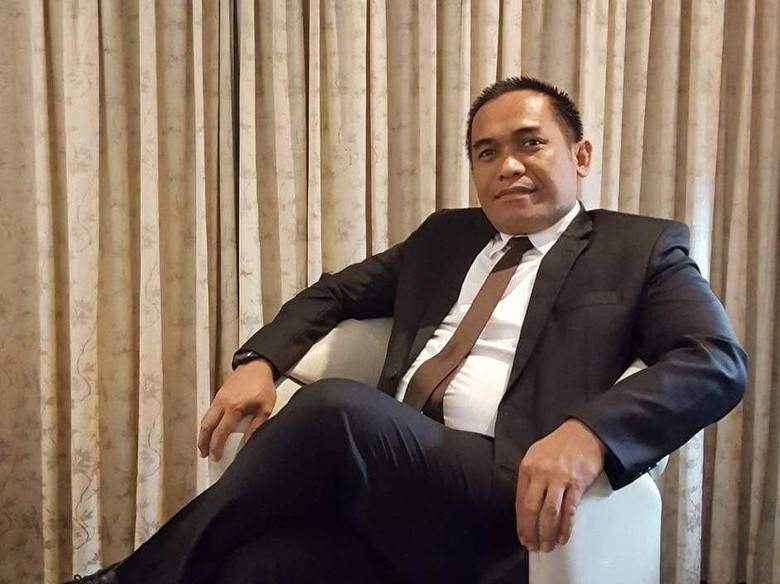 Duh! Koruptor di Makassar Ini Total Terima Gaji Rp 813 Juta Duh! Koruptor di Makassar Ini Total Terima Gaji Rp 813 Juta