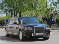 6 Hal tentang Mobil Dinas Mewah Vladimir Putin