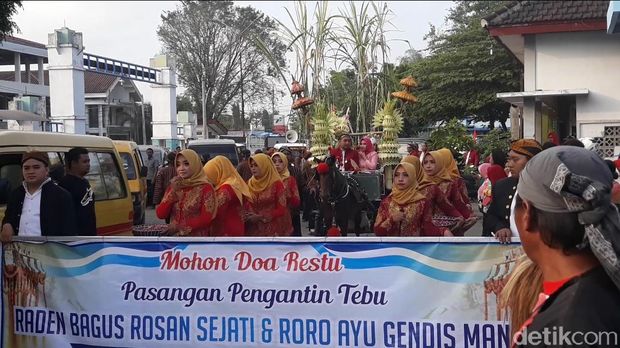 Persembahan Kepala Kerbau, Awali Musim Giling PG Soedhono Ngawi